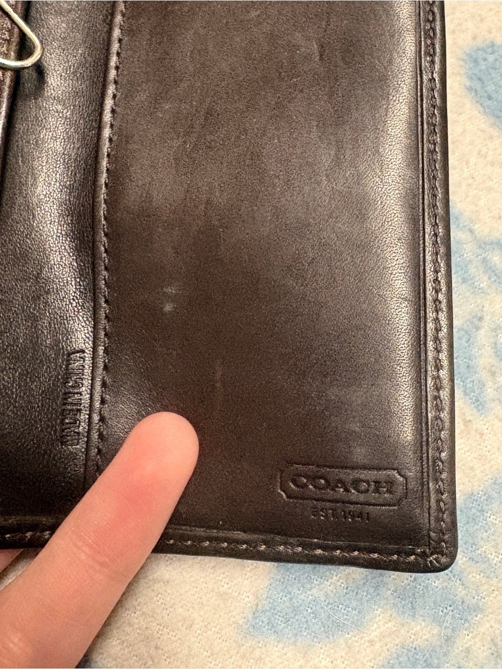 Coach Brown PVC Key Case - Picture 3 of 6